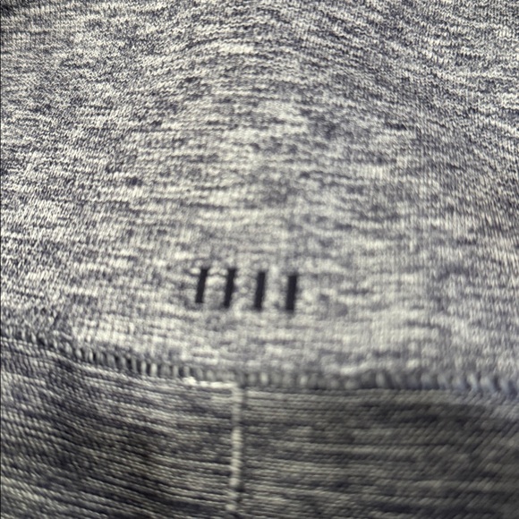 2 pairs of Lululemon leggings size 8 - Picture 8 of 8